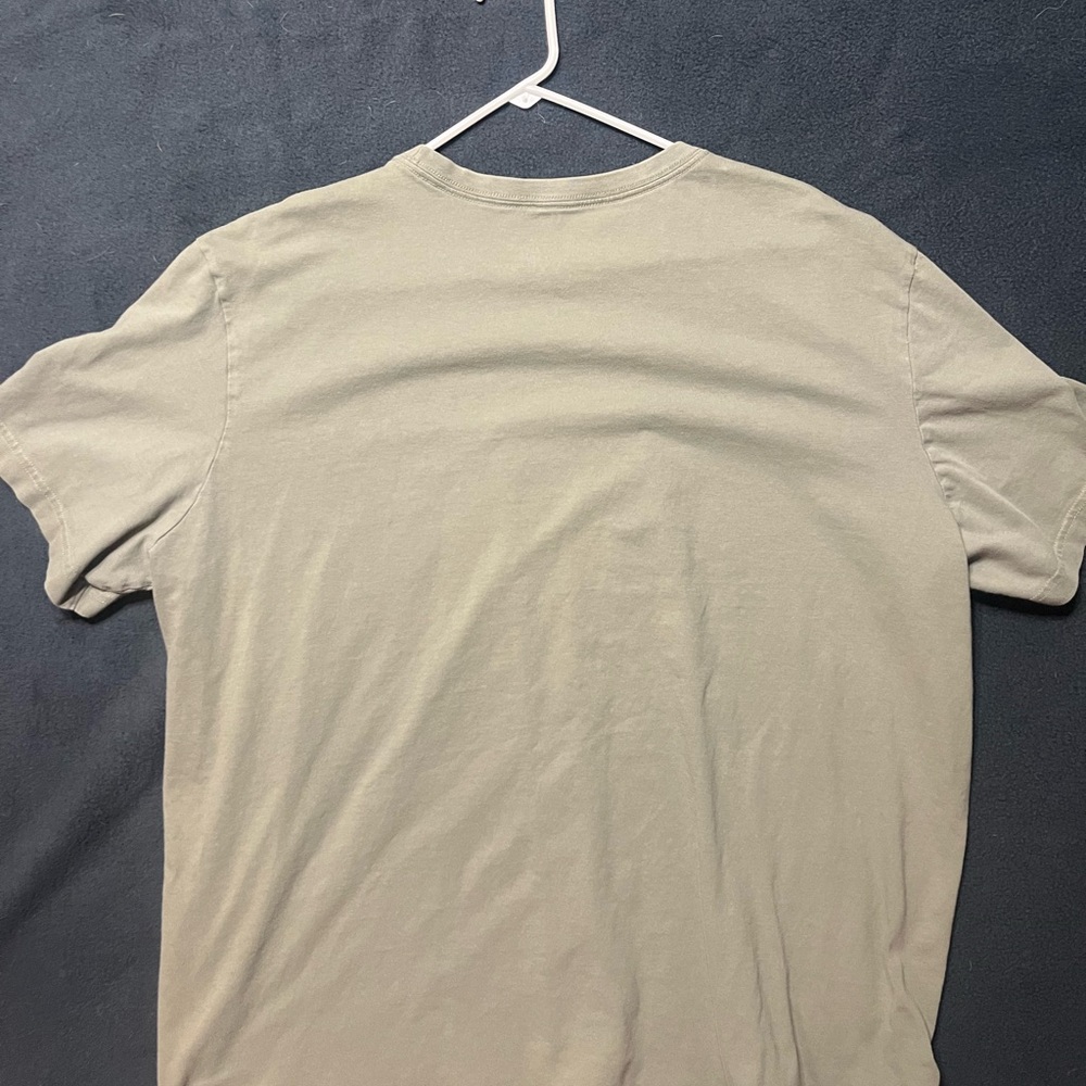 Life Is Good Men's Beige Graphic Tee - Picture 4 of 4